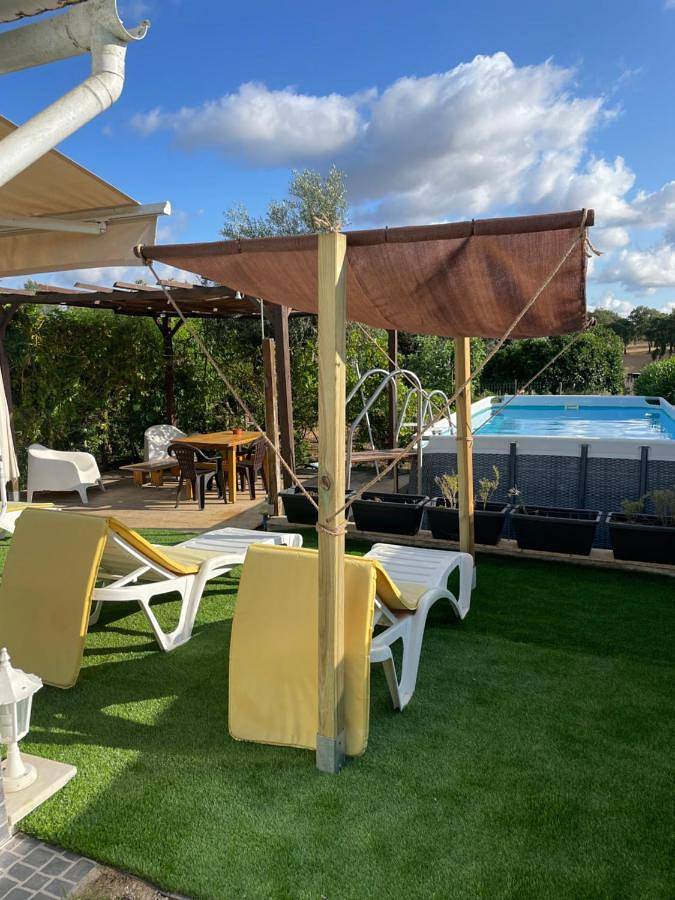 Casa de férias para 3 pessoas, com piscina e jardim e ainda vista em Montemor-o-Novo