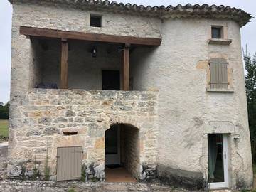 Gîte pour 4 personnes, avec balcon et vue à Castelnau-Montratier