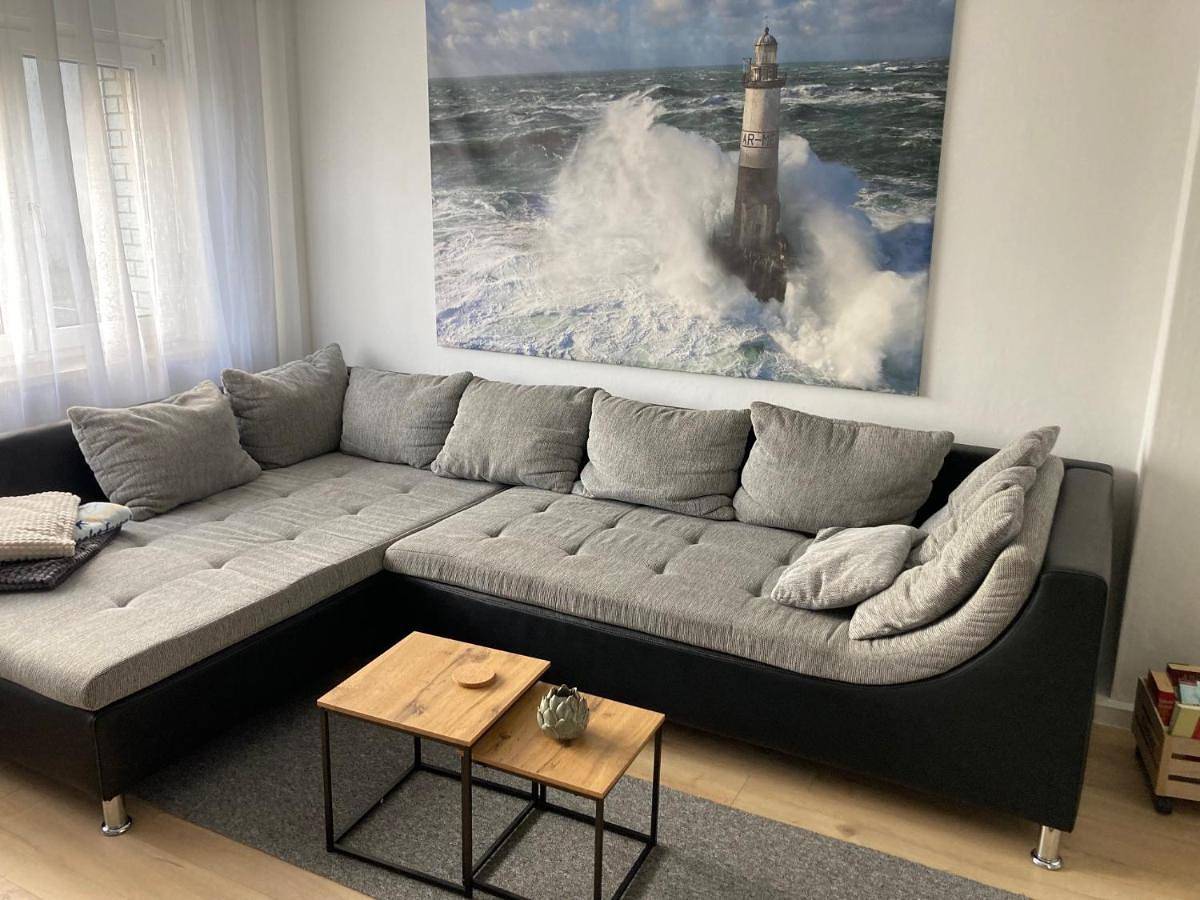 Ganze Wohnung, Gemütliches Ferienhaus 70qm mit Garten Sitzecke Grill 5 Minuten zum See in Drebkau, Lausitzer Seenland