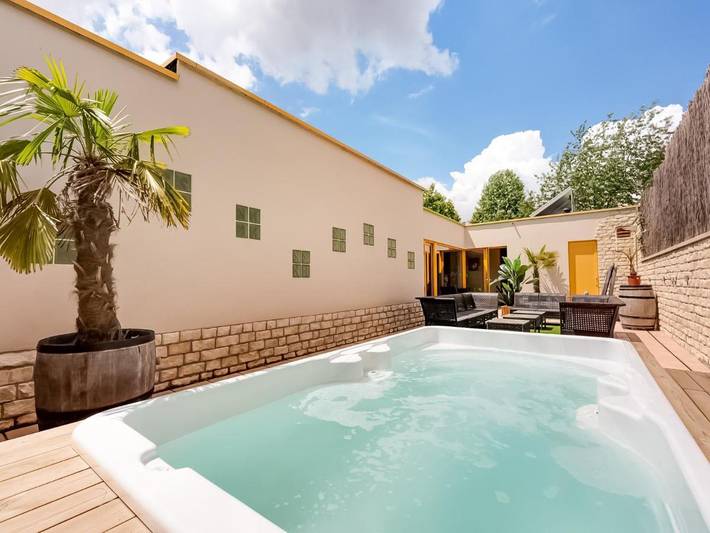 Location de vacances pour 8 personnes, avec sauna et jacuzzi ainsi que piscine et terrasse à Avelgem - 2