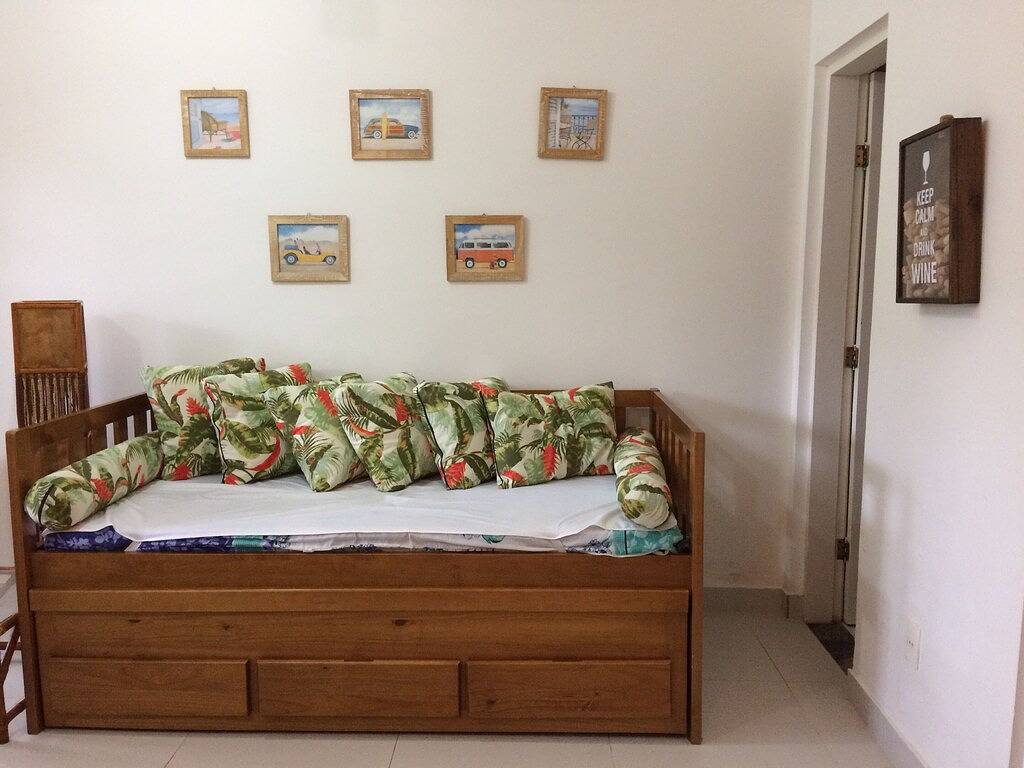 Ganze Wohnung, 1 Wohnung, Cond. Geschlossen, mit Blick auf die Pools und 50 m vom Strand entfernt in São Sebastião, Região Metropolitana do Vale do Paraíba e Litoral Norte