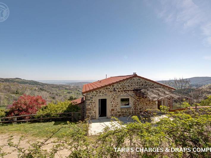Gîte pour 6 personnes, avec Terrasse et Jardin