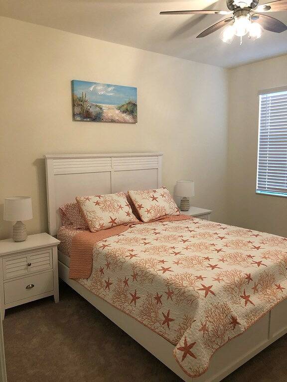 Vacation rental for 10 people, with hot tub and pool in North Port FL