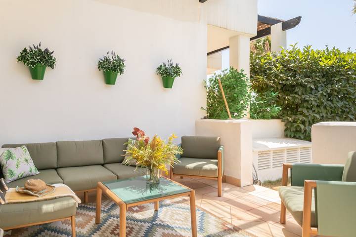 Gîte pour 4 personnes, avec terrasse et piscine à Estepona - 2