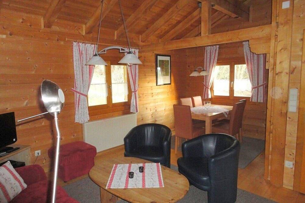 Ganze Wohnung, Ferienblockhaus 50qm für bis zu 5 Personen - voll ausgestattet in Stamsried, Ostbayern