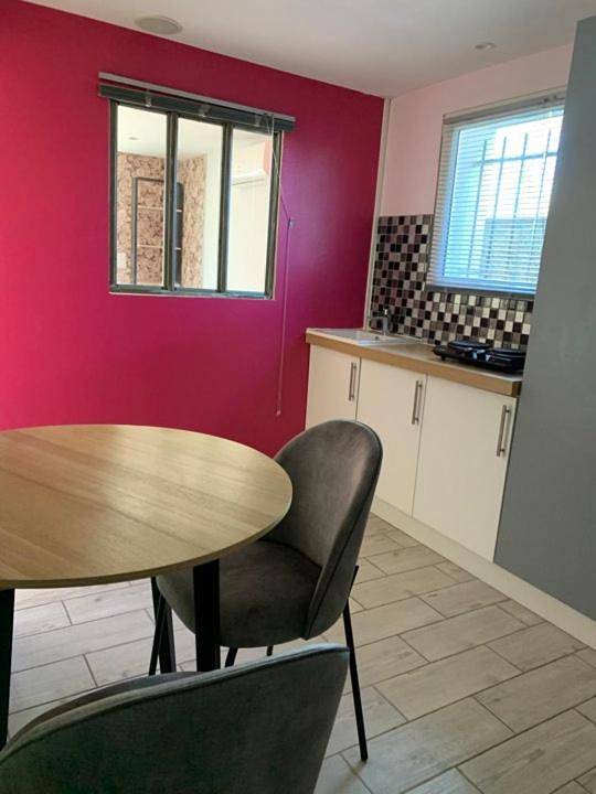 Appartement entier, Appartement rez de chaussée maison indépendant in Saint-Christol-lès-Alès, Région d'Alès