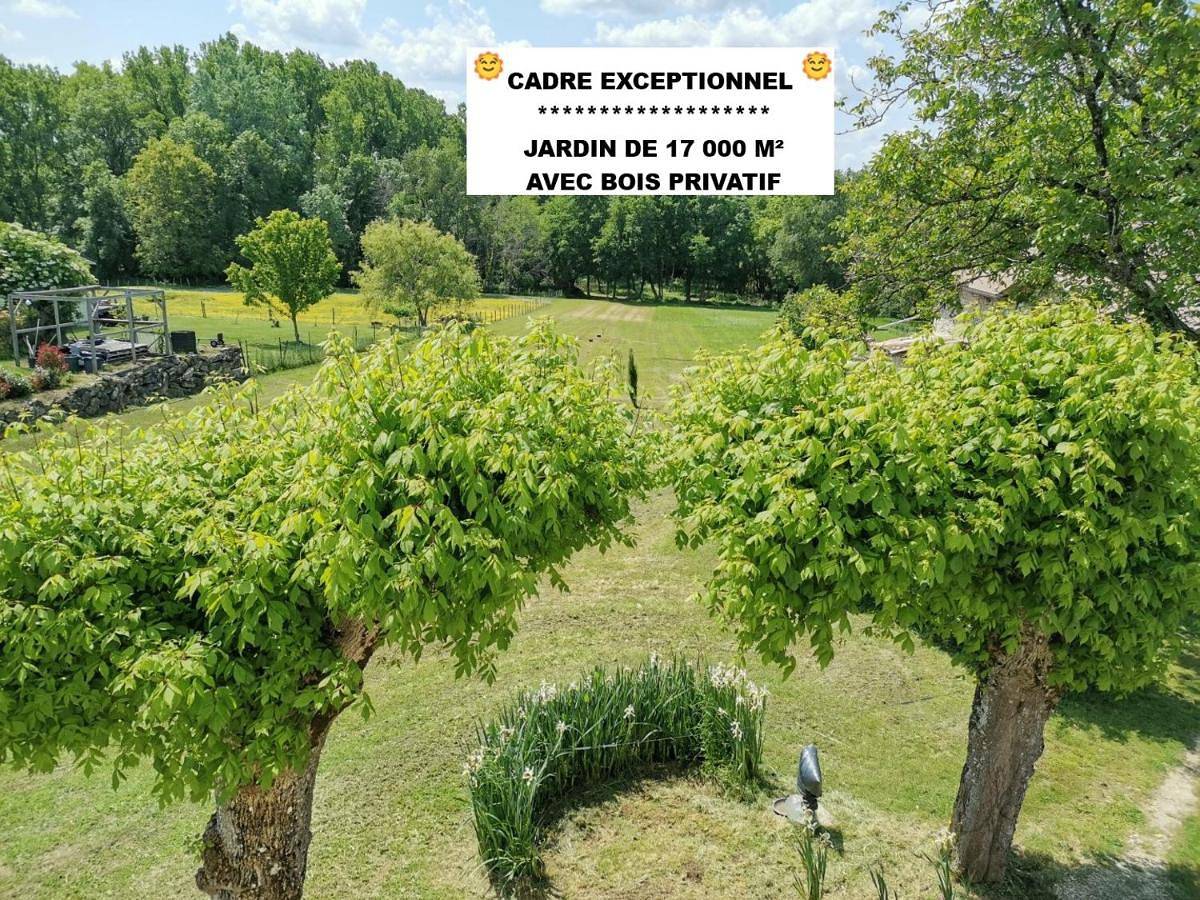 Maison avec grand jardin & bois privé en Dordogne in Minzac, Périgord Pourpre