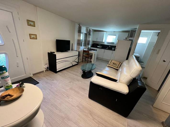 Gîte pour 2 personnes, avec jardin et vue à Passage - 2