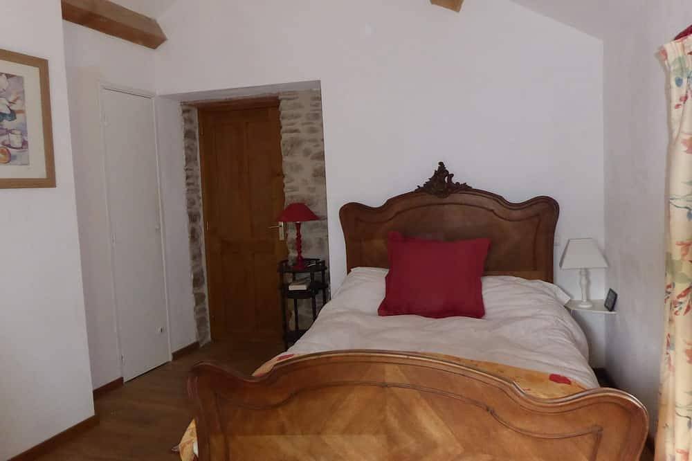 Le Petit Moulin, tranquilo molino renovado in Saint-Vincent-d'Olargues, Region de Béziers