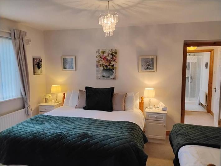 Holiday home for 2 people, with Garden and Lake view as well as View in County Cavan