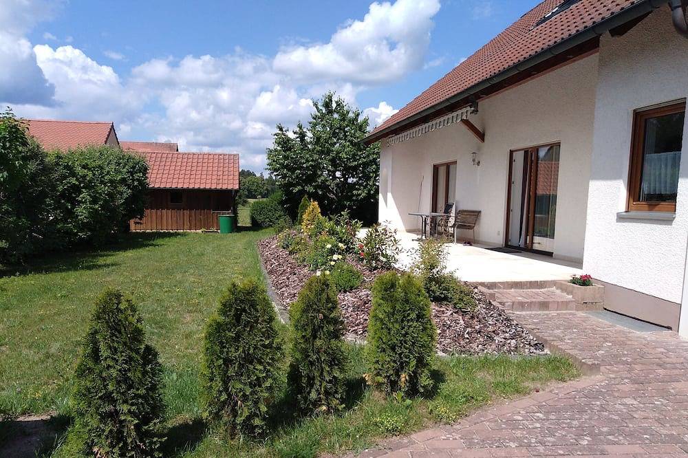 Ganze Wohnung, Schöne geräumige ruhige Fewo auf dem Land in Pottenstein, Frankenalb