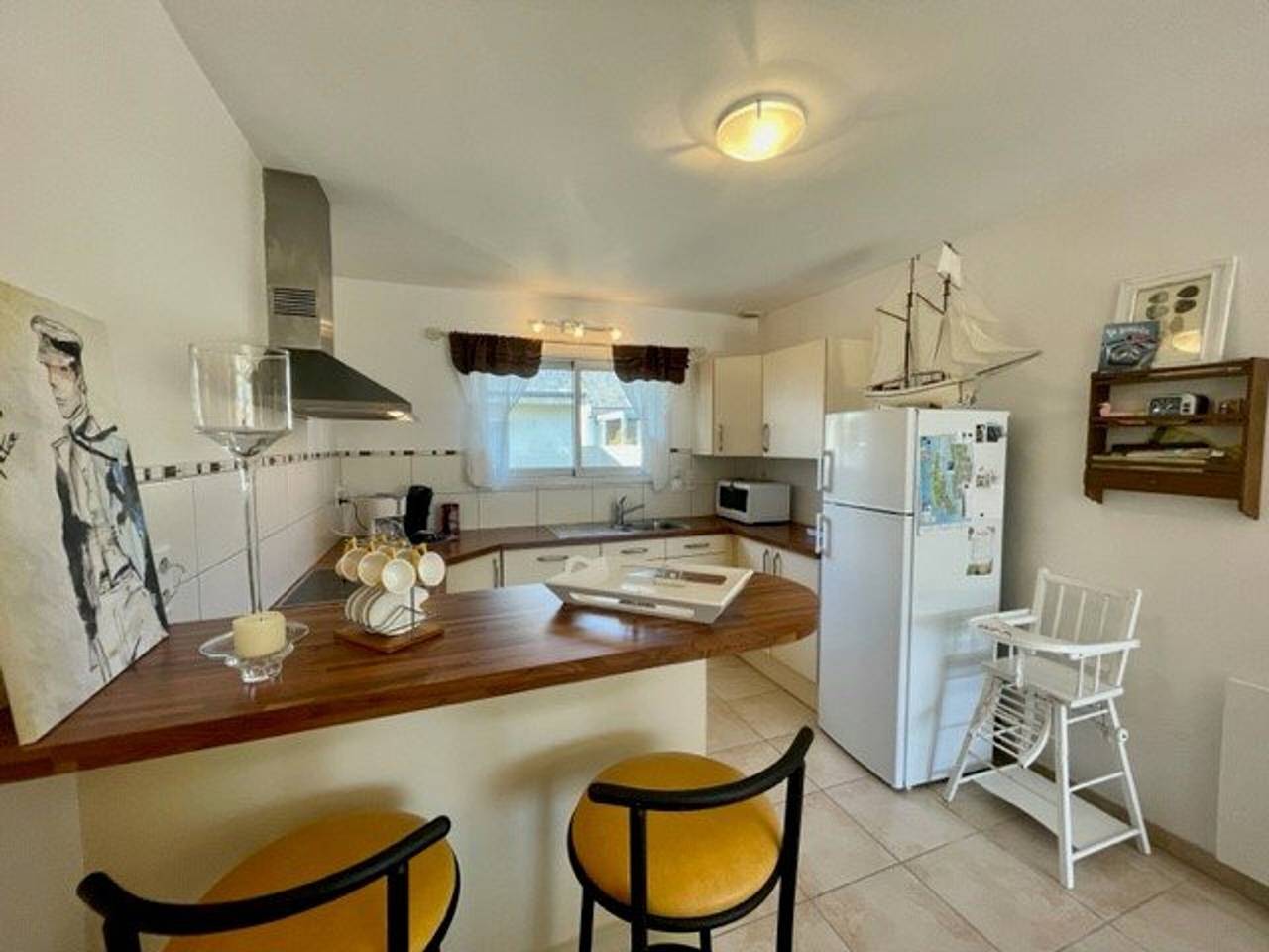 Modern 5-Room House in Calm Area, Near Beach, Sleeps 8, Pet-Friendly in Quiberon, Côte des Mégalithes