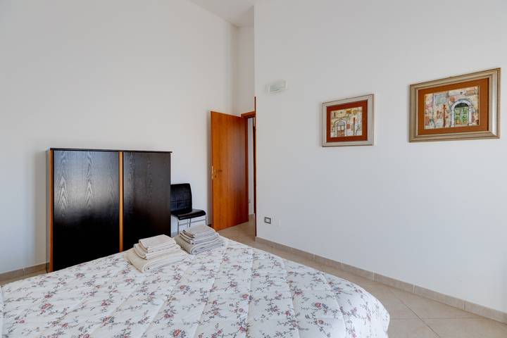 Gîte pour 4 personnes, avec Balcon à Cabras - 3