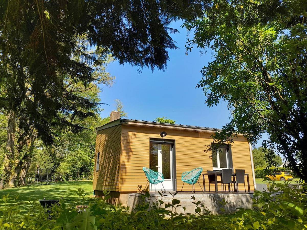 Two-Bedroom House in Bains-sur-Oust, Région de Redon