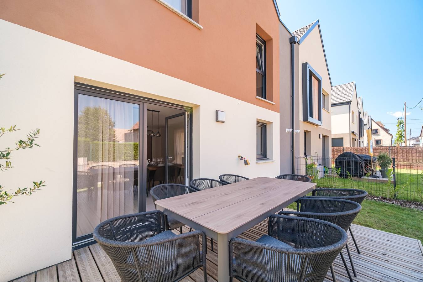 Duplex Jardin – Gîte des 4 Lions in Bischwihr, Région de Colmar