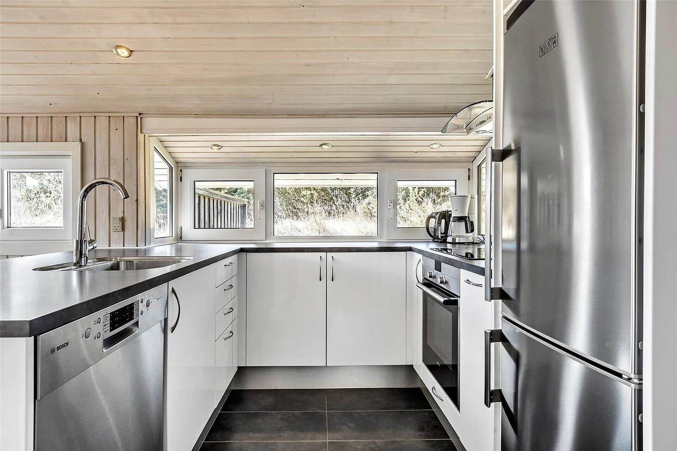 Tv1102 Hirtshals - Øster Kjulvej 28 in Hirtshals, Tannisbucht