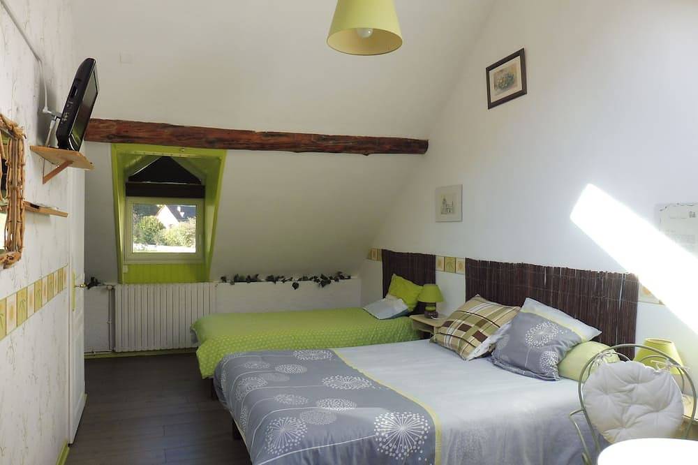 Village house 6/8 pers. 3 bedrooms - 3 bathrooms - 3 wc - Wi-Fi in Campan, Hautes-Pyrénées