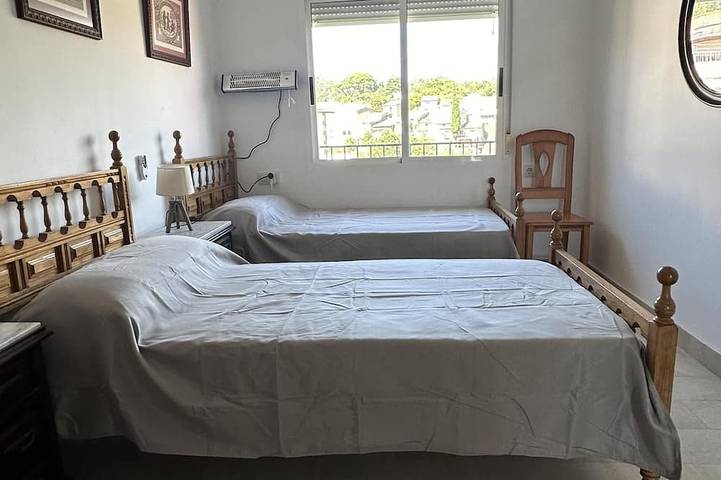 Gîte pour 8 personnes, avec balcon, animaux acceptés à Torre de Don Miguel - 3