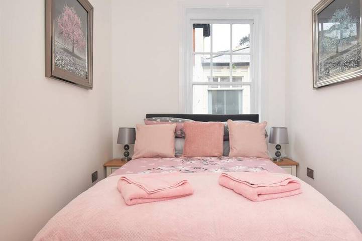 Ganze Wohnung, 2 Bed in Brixham in Brixham, Torbay
