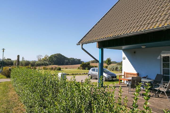 Ferienhaus für 5 Personen, mit Terrasse und Garten sowie Sauna