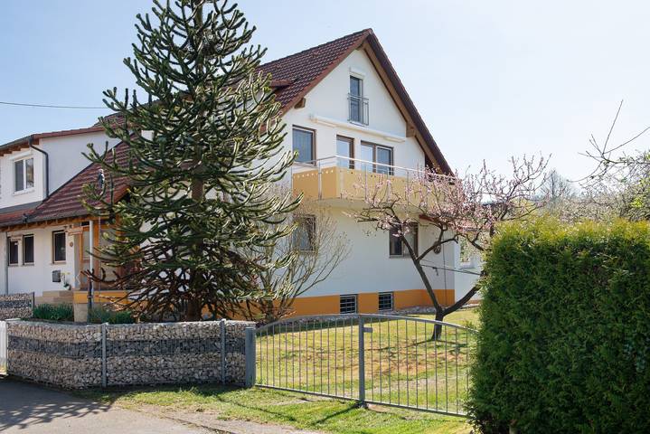 Geheel appartement, Appartement 'Enderle' met balkon en Wi-Fi in Uhldingen-Mühlhofen, Region Bodensee-Oberschwaben
