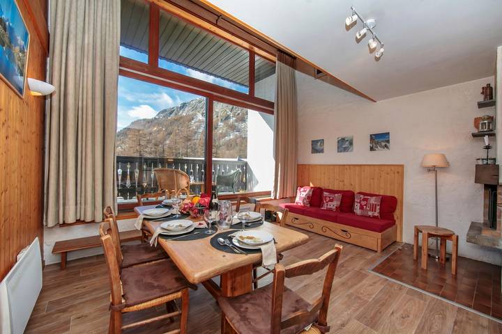 Chalet Charpoua for 6 near Le Tour Ski Lifts in Les Grandes Montets, Chamonix-Mont-Blanc