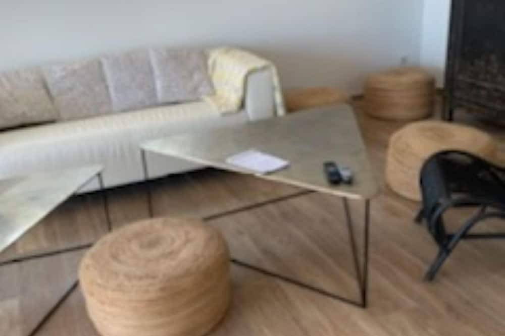 Bungalow nouvellement rénové  en bord de plage avec terrasse in Marina d'Oru, Ghisonaccia