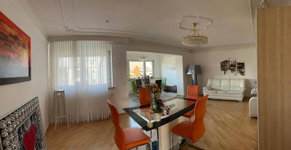 Ferienwohnung für 8 Personen, mit Garten und Ausblick, mit Haustier