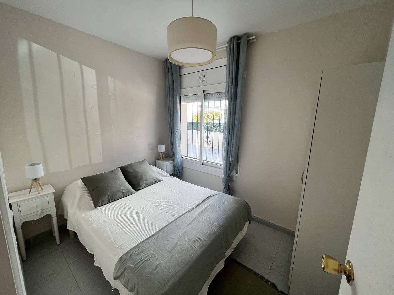 Appartement de vacances entier, Mic. Appartement à 100m de la plage in Roses, Haut-Ampurdan