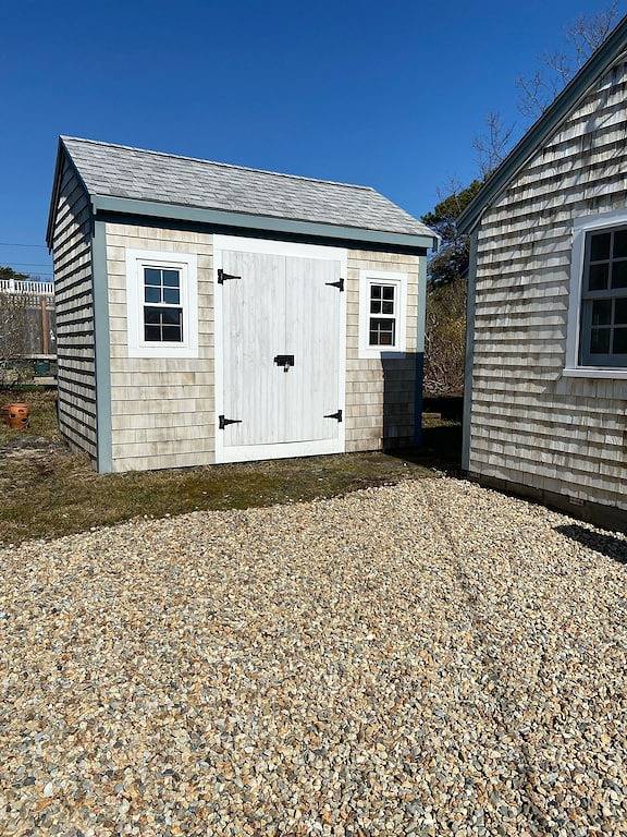 Neu renoviertes Ferienhaus nur wenige Schritte vom Privatstrand entfernt in Dennis Port, Dennis