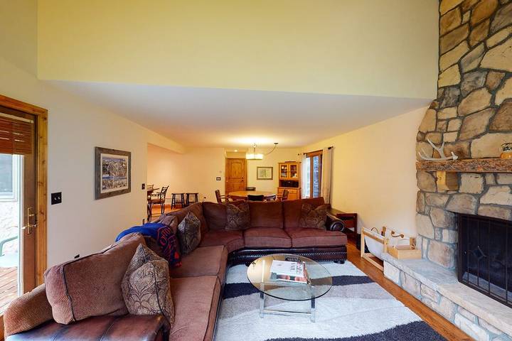 Ferienhaus für 9 Personen, mit Garten und Terrasse - 1