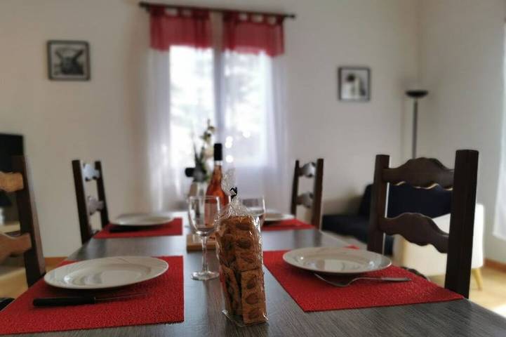 Location de vacances pour 6 personnes, avec jardin à Trilla