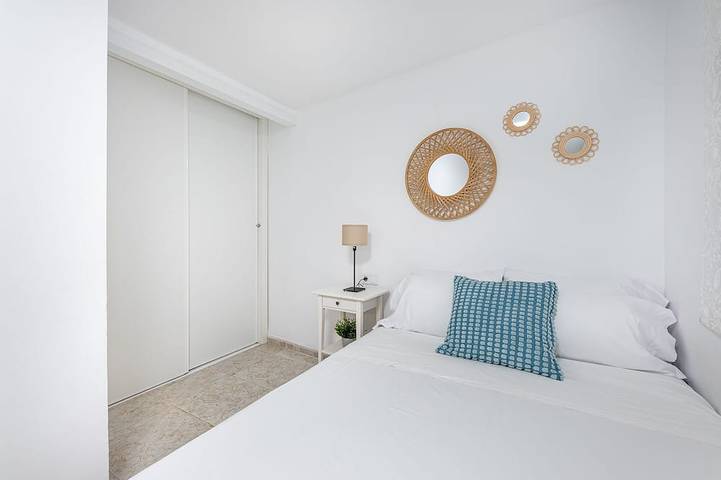 Cozy townhouse in Benalmadena 3min from the beach in Torrequebrada, Benalmádena