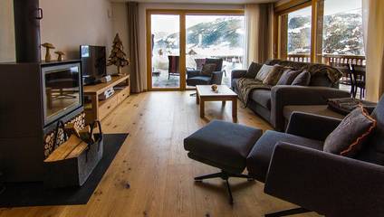 Gîte pour 5 personnes, avec sauna et terrasse ainsi que jacuzzi et balcon/terrasse dans Grimentz