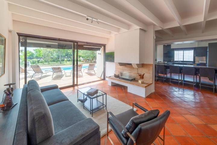 Location de vacances pour 10 personnes, avec piscine ainsi que vue et jardin à Libourne - 2