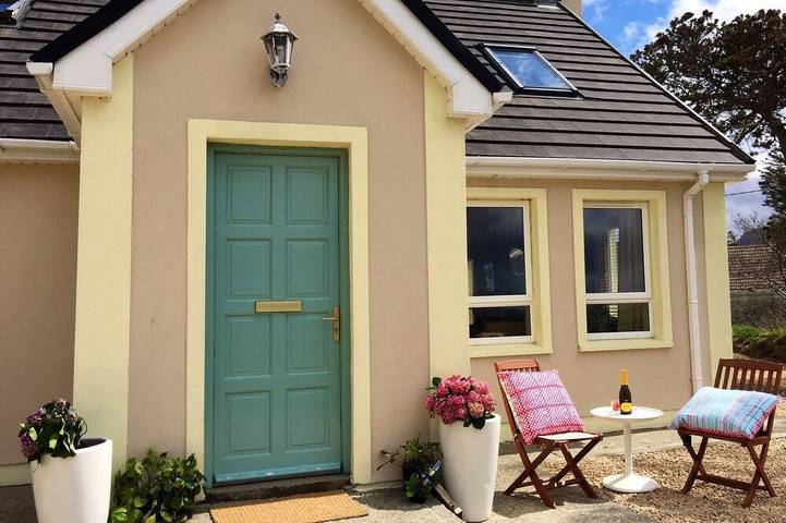 Cottage for 8 people, with garden and terrace in County Donegal