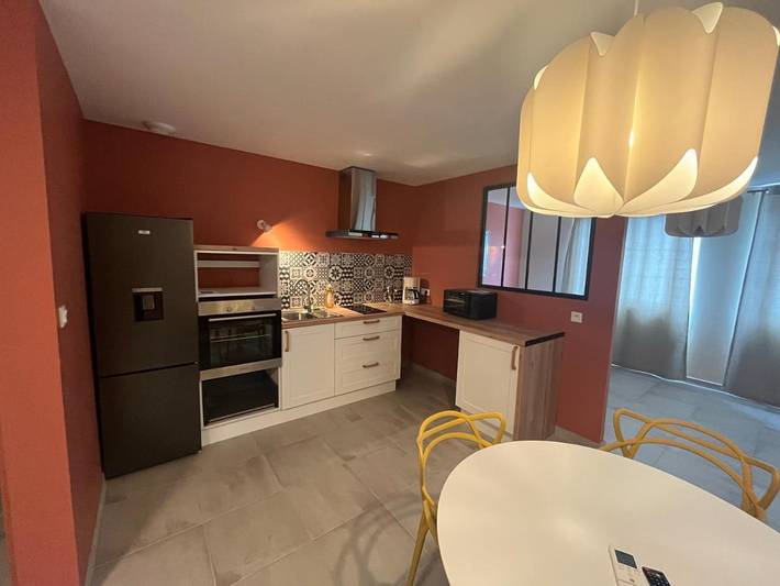 Gîte pour 4 personnes, avec terrasse, animaux acceptés à Bourg-Saint-Andéol - 2