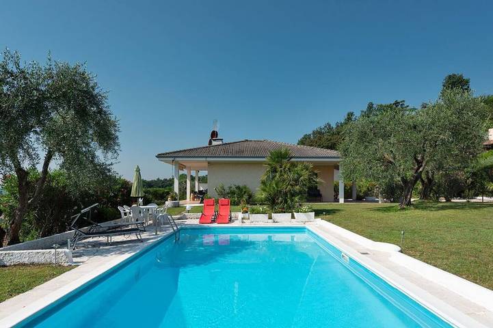 Ferienhaus für 6 Personen, mit Garten in Soiano del Lago