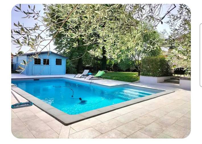 Maison de vacances pour 9 personnes, avec jardin et piscine, animaux acceptés