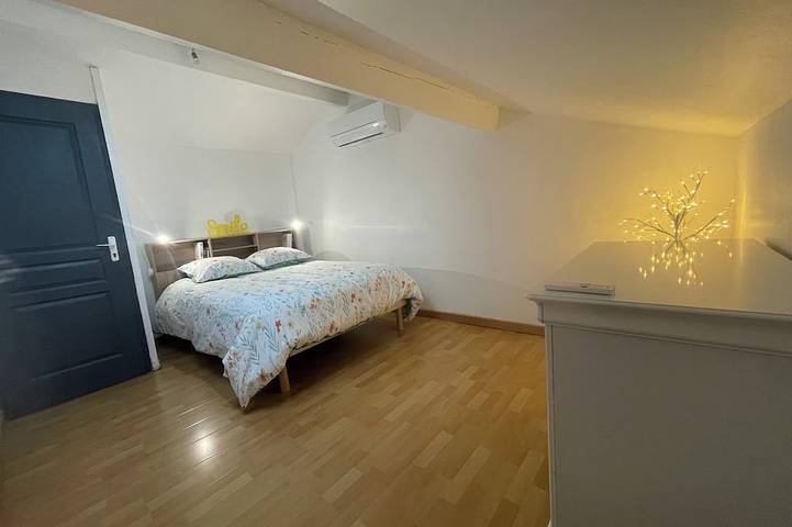 Location de vacances pour 4 personnes, avec piscine et jardin à Servian - 2