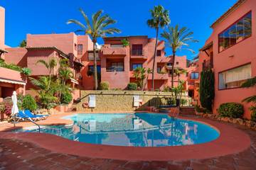 Vakantieappartement voor 4 Personen in Playa de las Chapas, Marbella, Afbeelding 1