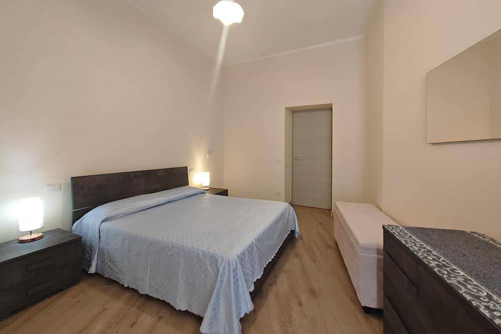 Ganze Wohnung, Apartment-Apartment-Eigenes Badezimmer in Cuglieri, Sardinien