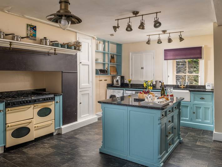 Holiday rental for 16 people in Llanrwst