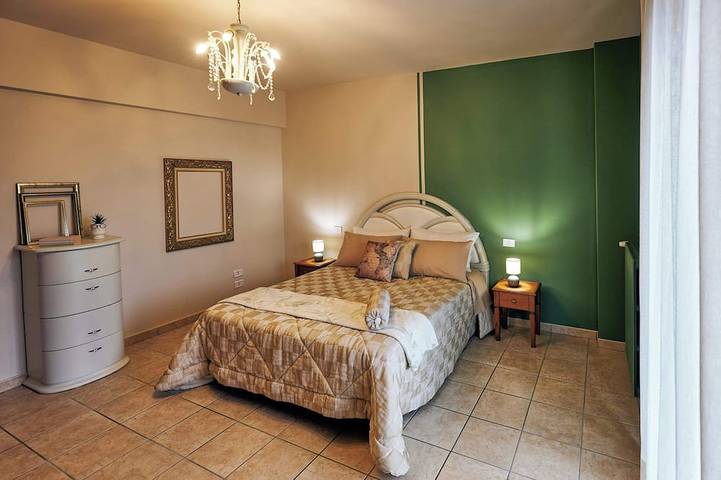 Gîte pour 6 personnes, avec balcon à San Giovanni Rotondo - 2