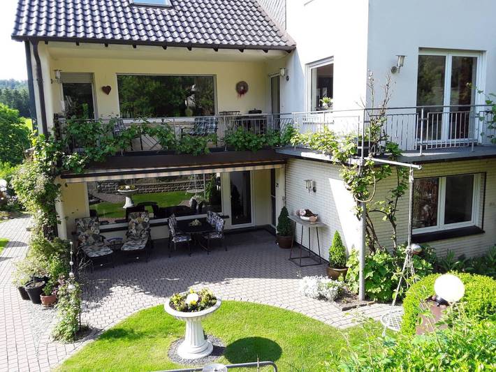 Ferienwohnung für 2 Personen, mit Sauna und Garten, kinderfreundlich in Meschede