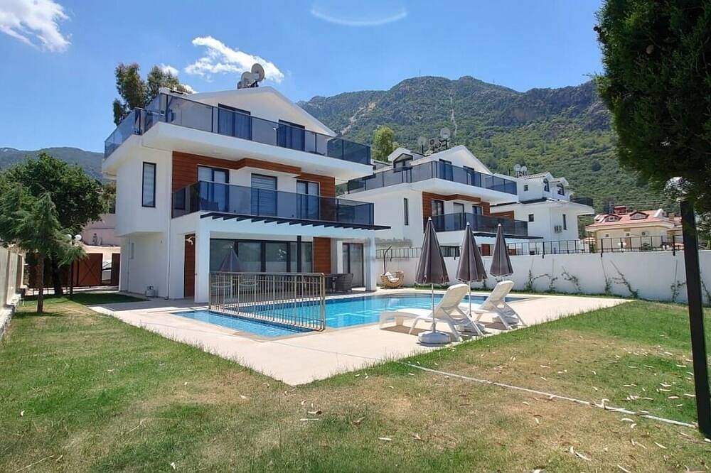 Villa for 8 People in Ölüdeniz, Turkish Aegean