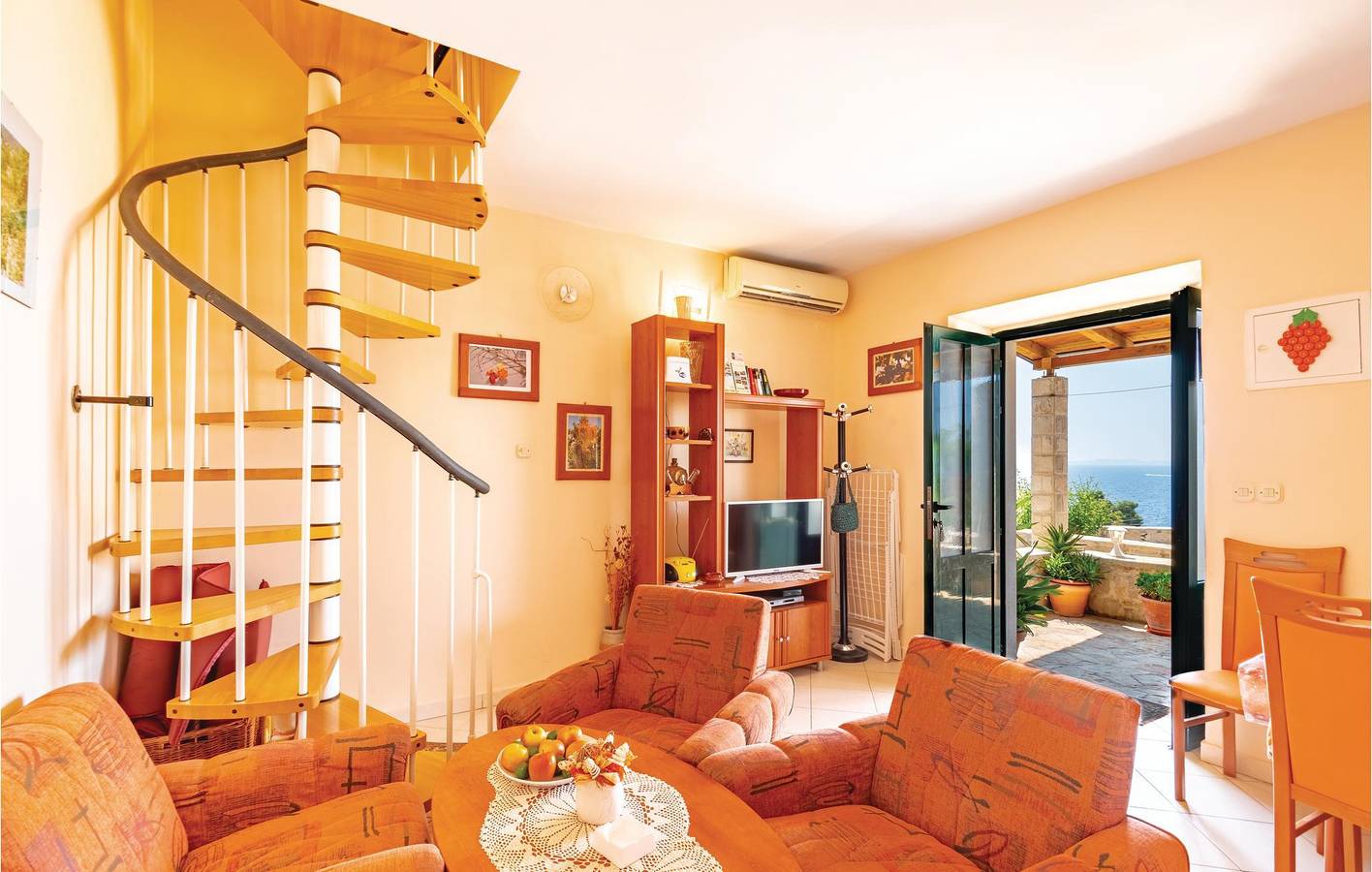 Appartement chic avec terrasse, piscine et à 200 m du bord de mer in Dubrovnik-Neretva