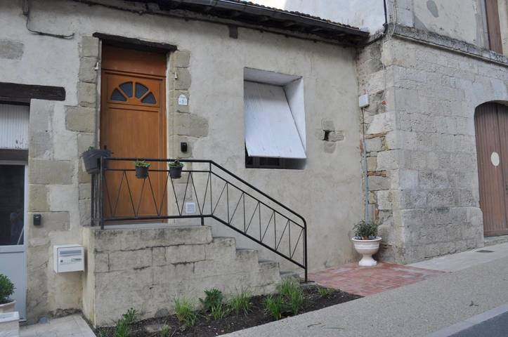 Gîte pour 4 personnes, avec vue à Lauzun - 2