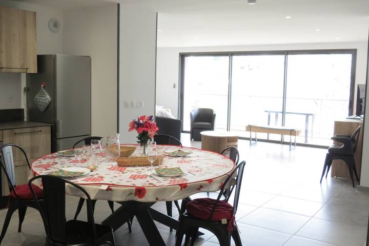 Ferienwohnung für 8 Personen, mit Balkon - 1