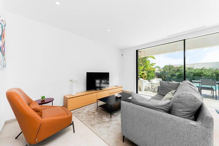 Casa rural para 8 personas, con terraza además de jardín y piscina en Los Montesinos - 2